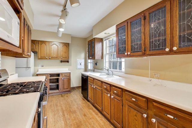 701 Elmore Street, Park Ridge, IL 60068