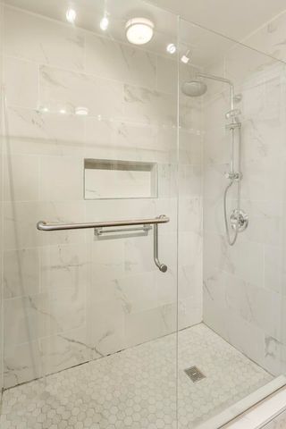 701 Elmore Street, Park Ridge, IL 60068