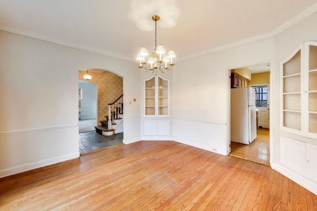 701 Elmore Street, Park Ridge, IL 60068