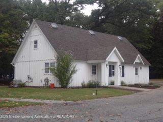 4656 Meridian Road, Williamston, MI 48895