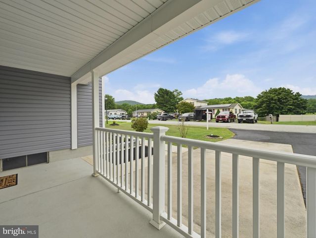 206 WELDON DR, Boonsboro, MD 21713