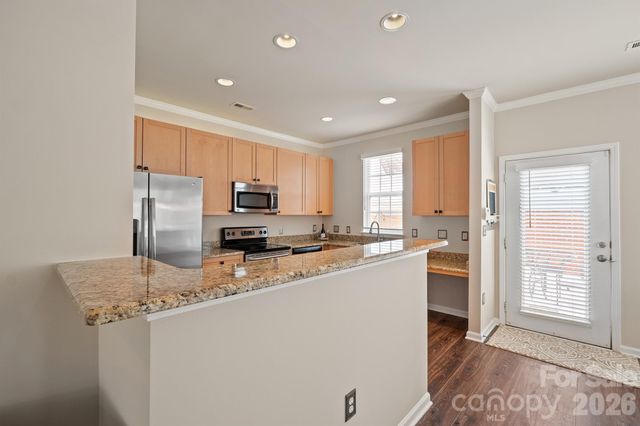 1001 Central Park Circle, Davidson, NC 28036