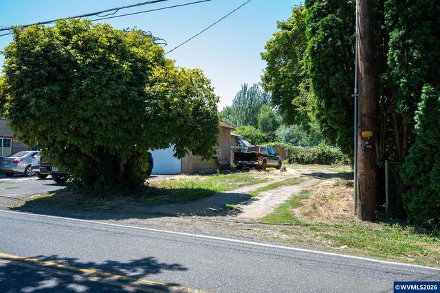 5947 NE 60th Av, Portland, OR 97218