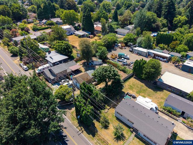 5947 NE 60th Av, Portland, OR 97218