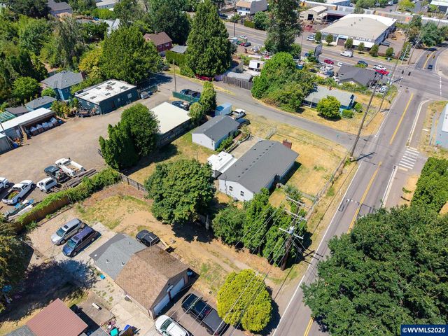 5947 NE 60th Av, Portland, OR 97218