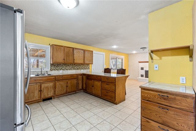 1502 N Springfield Street, Berryville, AR 72616