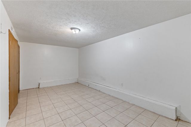 1502 N Springfield Street, Berryville, AR 72616