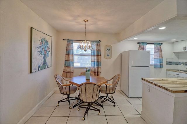 101 CAMBRIDGE TRAIL 196, Sun City Center, FL 33573