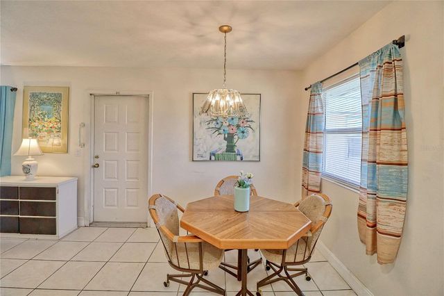 101 CAMBRIDGE TRAIL 196, Sun City Center, FL 33573