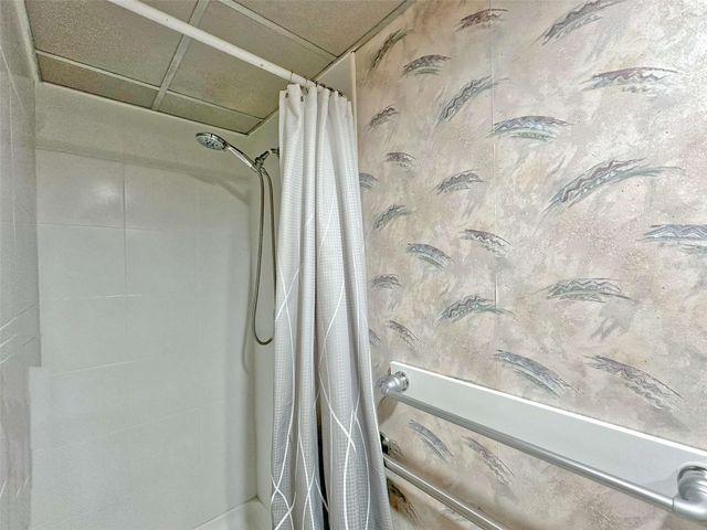 101 CAMBRIDGE TRAIL 196, Sun City Center, FL 33573