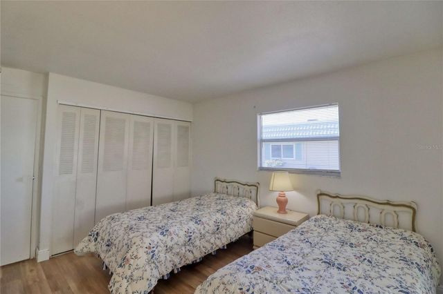 101 CAMBRIDGE TRAIL 196, Sun City Center, FL 33573