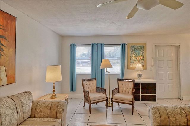 101 CAMBRIDGE TRAIL 196, Sun City Center, FL 33573