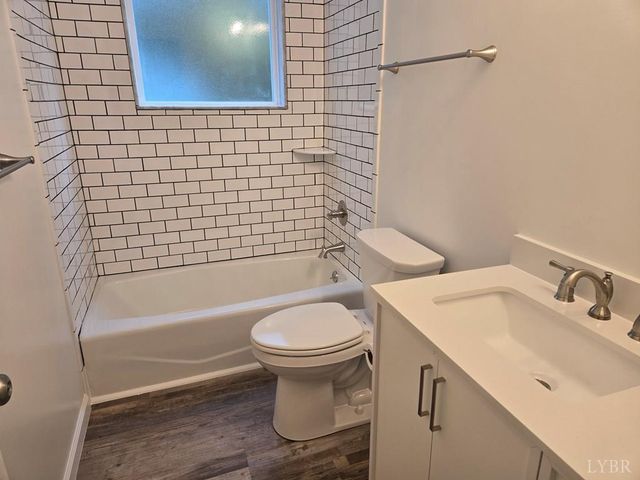 1409 High Street, Farmville, VA 23901