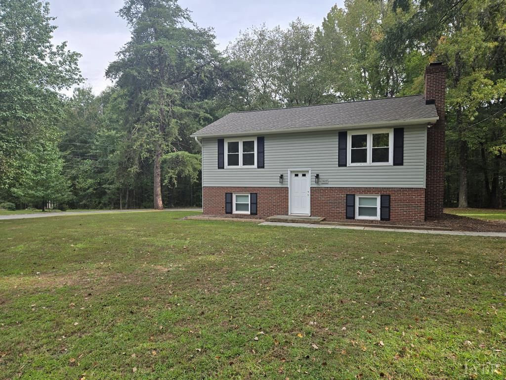 1409 High Street, Farmville, VA 23901