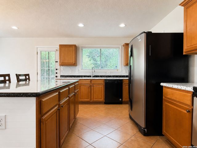 8627 Brisa Royale, San Antonio, TX 78251