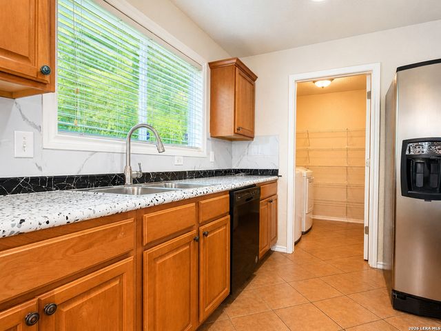 8627 Brisa Royale, San Antonio, TX 78251