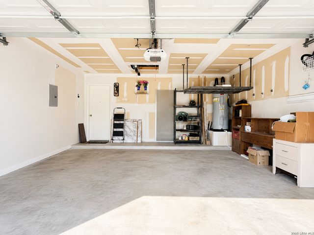 8627 Brisa Royale, San Antonio, TX 78251