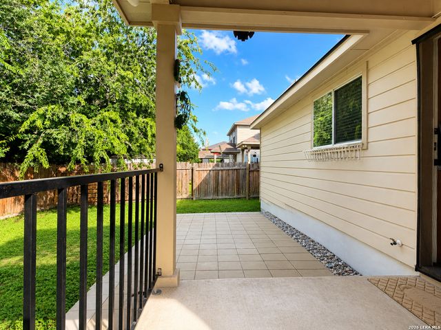 8627 Brisa Royale, San Antonio, TX 78251