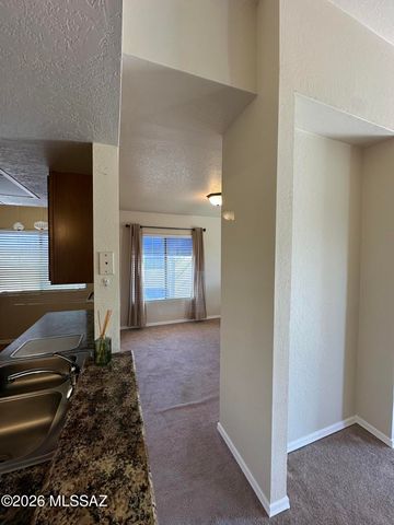 7968 E Colette Cir Unit 210, Tucson, AZ 85710