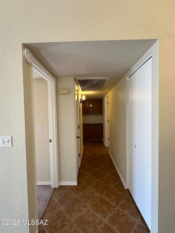 7968 E Colette Cir Unit 210, Tucson, AZ 85710