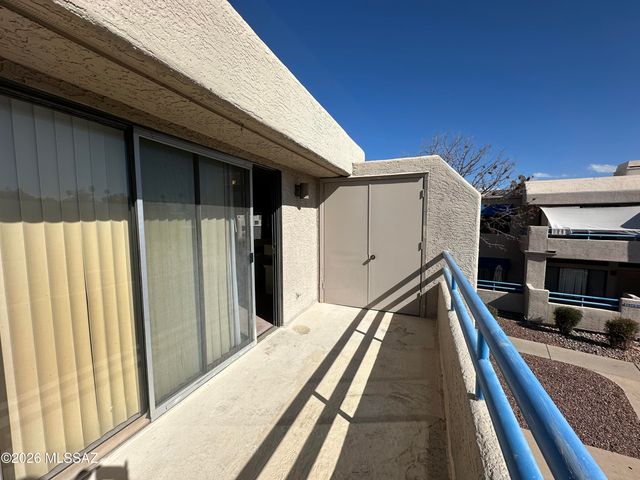 7968 E Colette Cir Unit 210, Tucson, AZ 85710