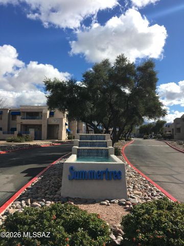 7968 E Colette Cir Unit 210, Tucson, AZ 85710