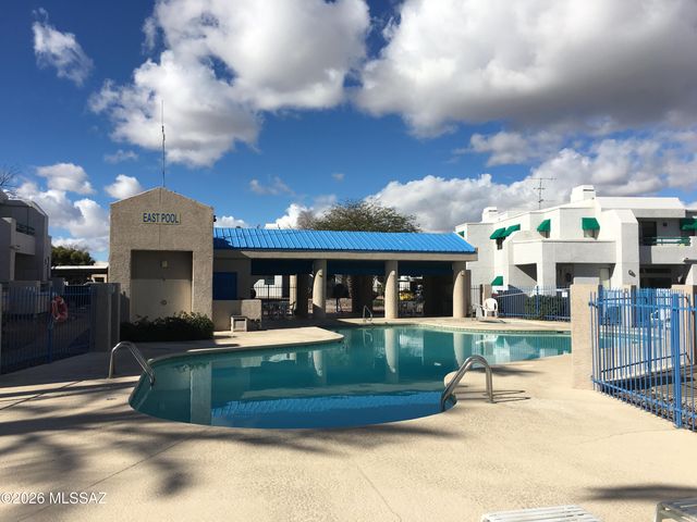 7968 E Colette Cir Unit 210, Tucson, AZ 85710