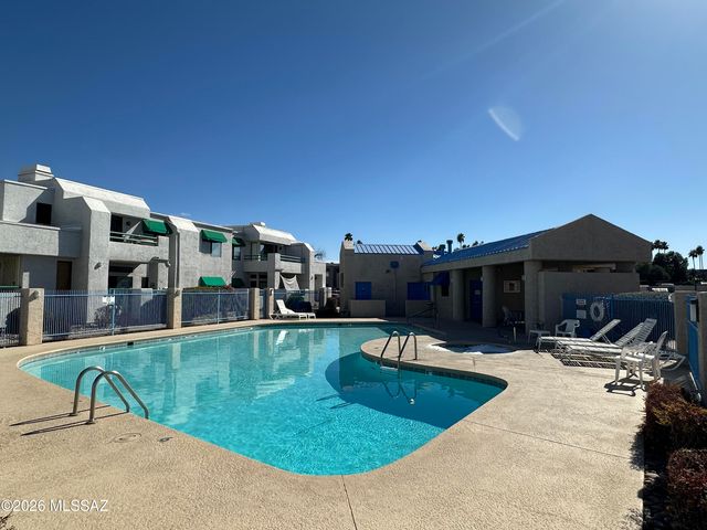 7968 E Colette Cir Unit 210, Tucson, AZ 85710