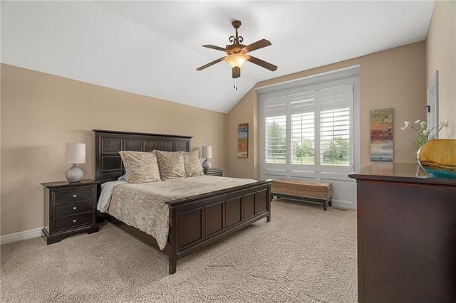 19608 W 100th Street, Lenexa, KS 66220