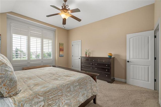 19608 W 100th Street, Lenexa, KS 66220