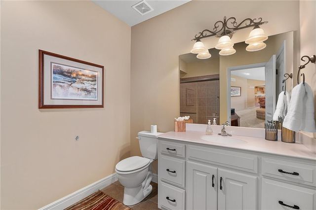 19608 W 100th Street, Lenexa, KS 66220