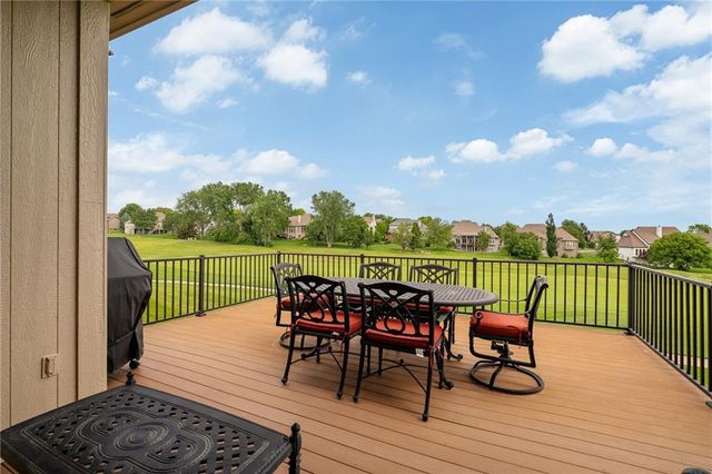 19608 W 100th Street, Lenexa, KS 66220