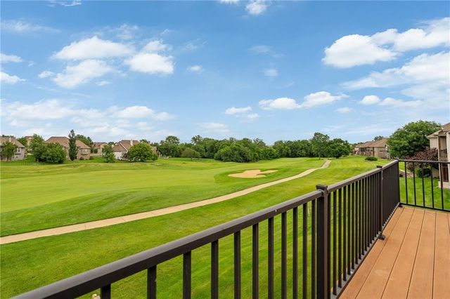19608 W 100th Street, Lenexa, KS 66220