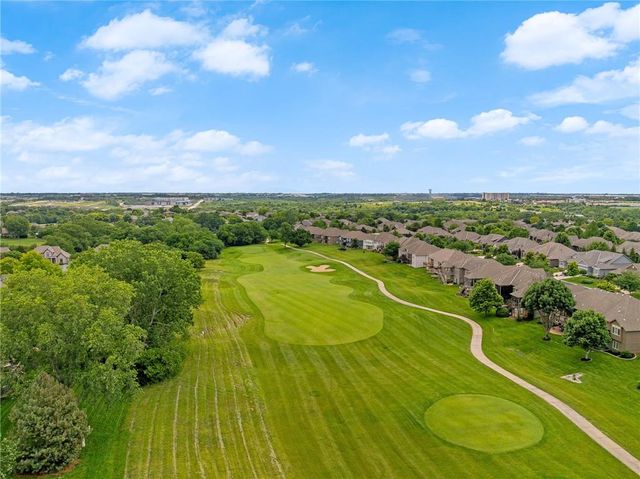 19608 W 100th Street, Lenexa, KS 66220