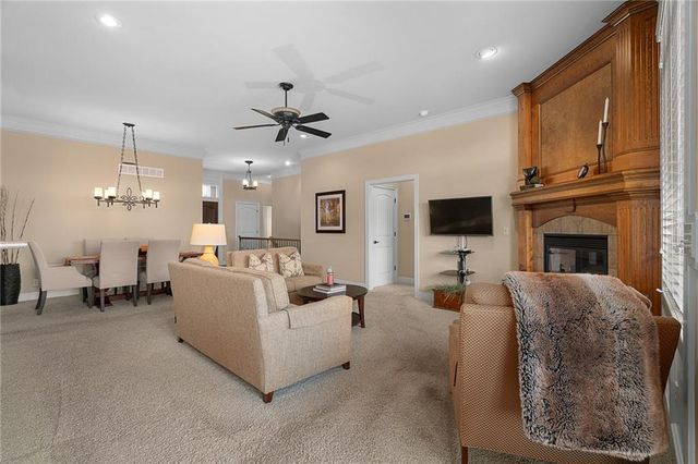 19608 W 100th Street, Lenexa, KS 66220