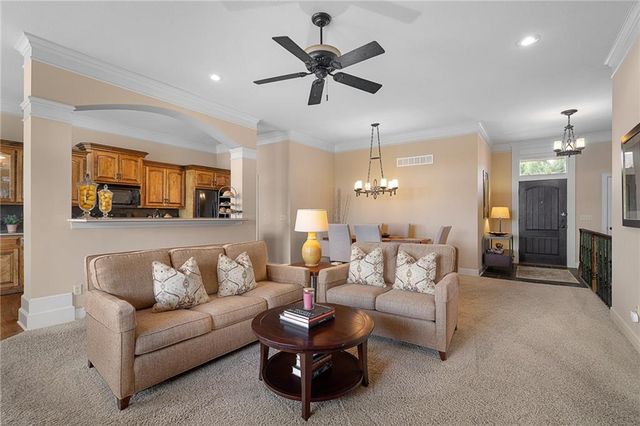 19608 W 100th Street, Lenexa, KS 66220