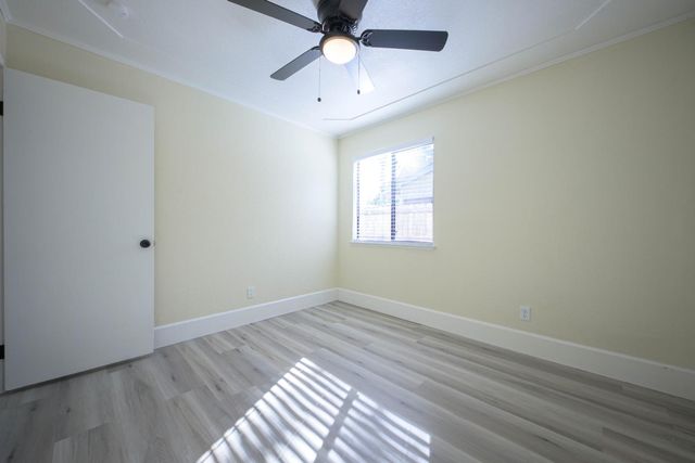 2174 Lejano Way, Sacramento, CA 95833