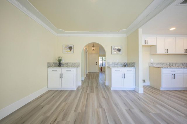 2174 Lejano Way, Sacramento, CA 95833