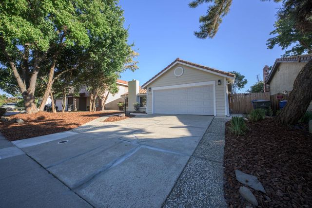 2174 Lejano Way, Sacramento, CA 95833
