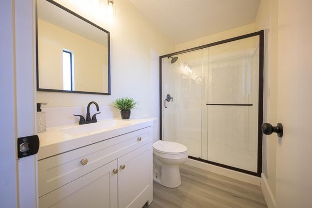 2174 Lejano Way, Sacramento, CA 95833