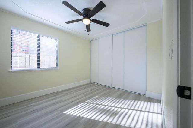 2174 Lejano Way, Sacramento, CA 95833