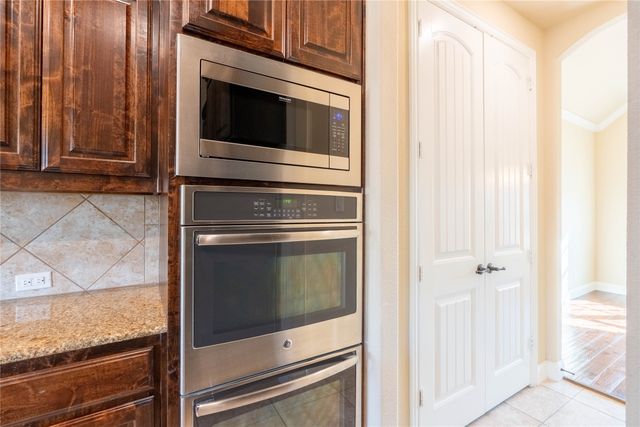 9101 Waters Lane, Rowlett, TX 75089