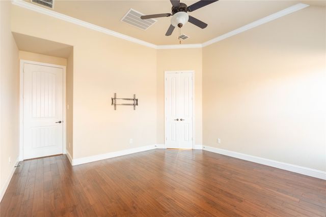 9101 Waters Lane, Rowlett, TX 75089