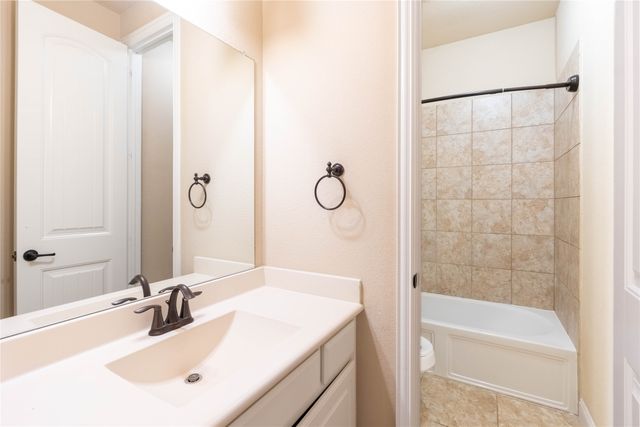 9101 Waters Lane, Rowlett, TX 75089