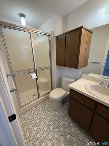 7 Barrington Drive A, Wethersfield, CT 06109