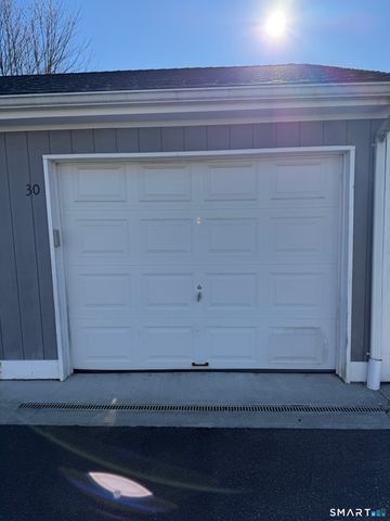 7 Barrington Drive A, Wethersfield, CT 06109