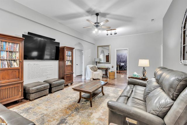 11 Vendue Court, Simpsonville, SC 29681