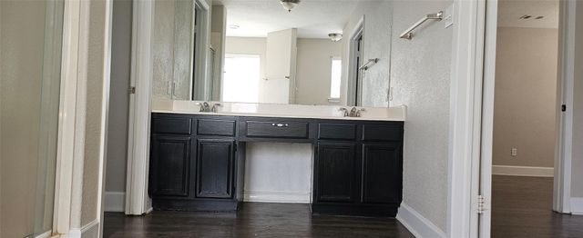 2515 Eastwood LN, Round Rock, TX 78664