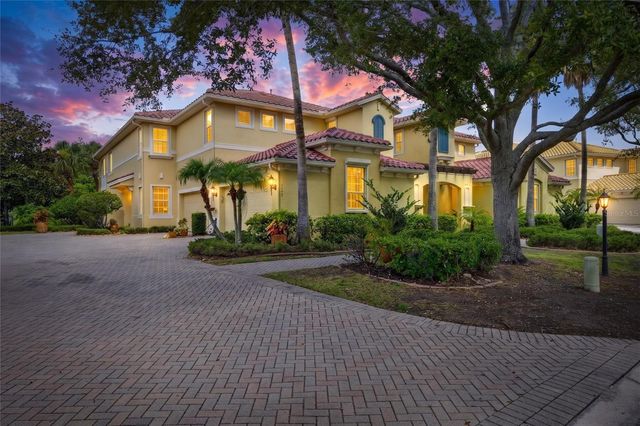 1423 EMERALD DUNES DRIVE, Sun City Center, FL 33573