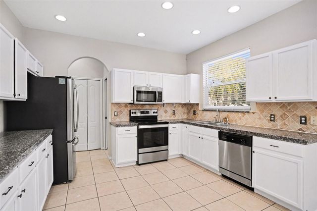 19039 NEW PASSAGE BOULEVARD, Land O Lakes, FL 34638